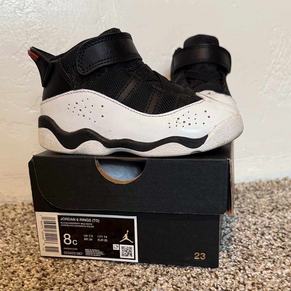 Jordan 6 Rings (TD) Black and White Sneakers